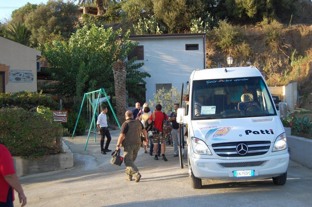 Agriturismo Parra Santa Lucia del Mela Eksteriør bilde