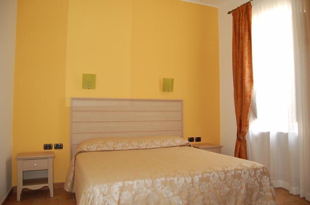 Agriturismo Parra Santa Lucia del Mela Eksteriør bilde