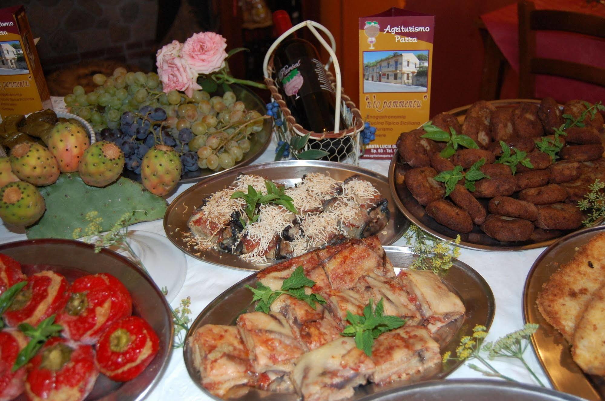 Agriturismo Parra Santa Lucia del Mela Eksteriør bilde